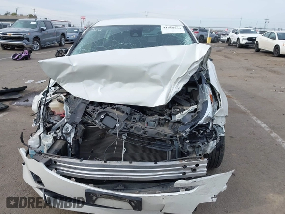 2018 Toyota Prius Two with VIN JTDKBRFU6J3059961, listed as a IAAI auction lot 41560764 with 29,188 mi miles. Bid and sale history available at carsss.com. Image 6.