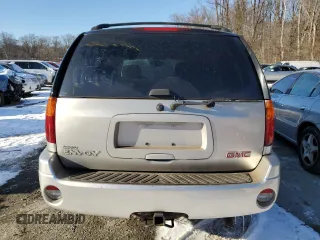 2005 GMC Envoy SLE with VIN 1GKDT13S952144044, listed as a Copart auction lot 88269485 with 0 mi miles and Salvage Title. Bid and sale history available at carsss.com. Image 6.