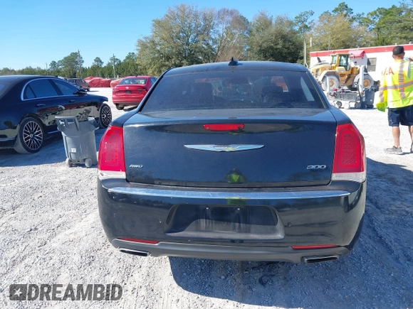 2015 Chrysler 300 Limited with VIN 2C3CCARG9FH838420, listed as a IAAI auction lot 41684228 with 242,316 mi miles. Bid and sale history available at carsss.com. Image 16.