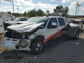 2004 Chevrolet Silverado 3500 with VIN 1GCJC33154F104505, listed as a Copart auction lot 71030344 with 0 mi miles and Salvage Title. Bid and sale history available at carsss.com. Image 2.