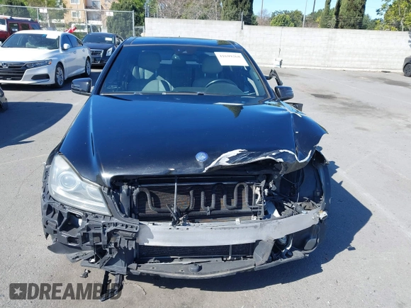 2013 Mercedes-Benz C 350 Sport with VIN WDDGF5HB7DR300772, listed as a IAAI auction lot 41699268 with 119,982 mi miles and . Bid and sale history available at DreamBid. Image 13.