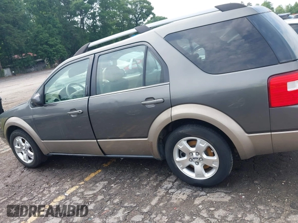 2005 Ford Freestyle SEL with VIN 1FMZK02185GA06274, listed as a IAAI auction lot 42232701 with Not provided miles and . Bid and sale history available at DreamBid. Image 14.