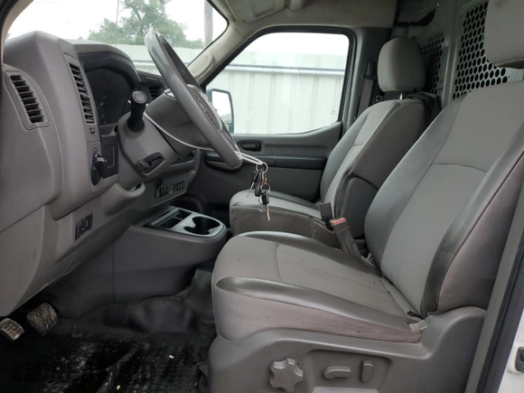 2018 Nissan NV Cargo SV z VIN 1N6AF0LY9JN808739, wystawiony jako Copart lot #58451535 z przebiegiem 255 350 mil mil oraz Szkoda całkowita • Salvage title. Historia ofert i sprzedaży dostępna na DreamBid. Obrazek 7.