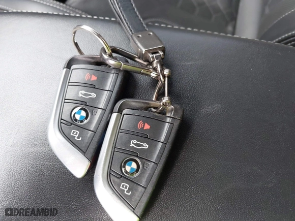 2020 BMW X4 M Competition with VIN 5YMUJ0C05L9C33943, listed as a IAAI auction lot 41531691 with 55,419 mi miles. Bid and sale history available at carsss.com. Image 11.
