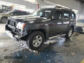 2010 Nissan Xterra SE z VIN 5N1AN0NW0AC519760, wystawiony jako Copart lot #45030035 z przebiegiem 213 191 mil mil oraz Szkoda całkowita • Salvage title. Historia ofert i sprzedaży dostępna na DreamBid. Obrazek 1.