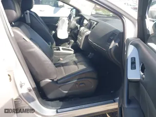 2011 Nissan Murano LE with VIN JN8AZ1MU1BW050195, listed as a IAAI auction lot 41824150 with 175,811 mi miles. Bid and sale history available at carsss.com. Image 5.