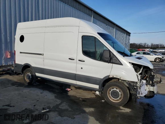 2016 Ford Transit с VIN 1FTYR2XG2GKB31081, выставлен на аукционе Copart как лот 42445505 с пробегом 96 409 миль миль и Списание • Salvage title. История ставок и продаж доступна на DreamBid. Изображение 4.