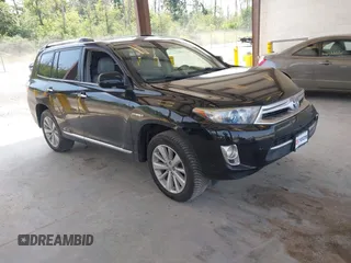 2013 Toyota Highlander Limited with VIN JTEDC3EH4D2014692, listed as a IAAI auction lot 42583581 with 80,846 mi miles and . Bid and sale history available at DreamBid. Image 1.