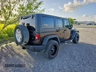 2018 Jeep Wrangler Unlimited Sport S с VIN 1C4HJWDG0JL899680, выставлен на аукционе Copart как лот 62428165 с пробегом 162 218 миль миль и Чистый • Clean title. История ставок и продаж доступна на DreamBid. Изображение 4.