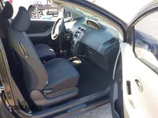 2010 Toyota Yaris with VIN JTDJT4K33A5289664, listed as a IAAI auction lot 41807494 with 143,250 mi miles and . Bid and sale history available at DreamBid. Image 5.