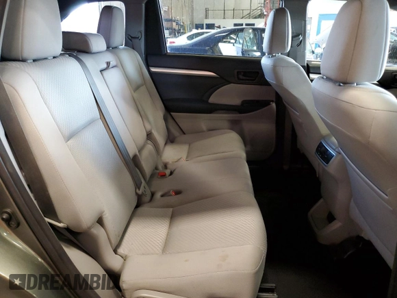 2016 Toyota Highlander LE z VIN 5TDBKRFH6GS306485, wystawiony jako Copart lot #56732295 z przebiegiem 146 221 mil mil oraz Szkoda całkowita • Salvage title. Historia ofert i sprzedaży dostępna na DreamBid. Obrazek 11.