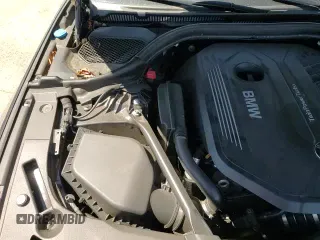 2017 BMW 5 Series 540i xDrive с VIN WBAJE7C32HG887119, выставлен на аукционе Copart как лот 70361865 с пробегом 63 567 миль миль и Списание • Salvage title. История ставок и продаж доступна на DreamBid. Изображение 13.