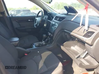 2015 Chevrolet Traverse LT with VIN 1GNKRGKDXFJ236009, listed as a IAAI auction lot 42076239 with Not Provided miles. Bid and sale history available at carsss.com. Image 5.