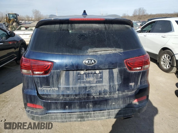 2019 Kia Sorento L z VIN 5XYPG4A32KG463068, wystawiony jako Copart lot #89367895 z przebiegiem Nie podano mil oraz Szkoda całkowita • Salvage title. Historia ofert i sprzedaży dostępna na DreamBid. Obrazek 6.