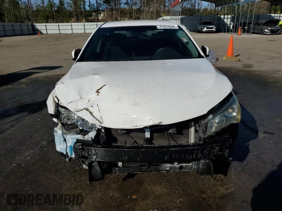 2015 Toyota Camry XLE with VIN 4T1BF1FK6FU112580, listed as a Copart auction lot 41678295 with 45,112 mi miles and Salvage Title. Bid and sale history available at carsss.com. Image 5.