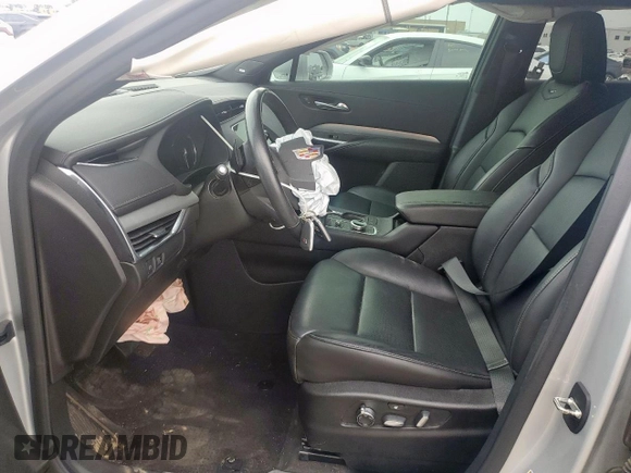 2019 Cadillac XT4 FWD Premium Luxury with VIN 1GYFZCR47KF175802, listed as a Copart auction lot 57153785 with 33,308 mi miles and Salvage title. Bid and sale history available at DreamBid. Image 7.