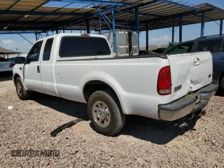 2005 Ford Super Duty F-250 XL with VIN 1FTSX20595EB03374, listed as a Copart auction lot 70282374 with 256,029 mi miles and Salvage Title. Bid and sale history available at carsss.com. Image 2.