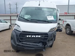 2025 Ram ProMaster Cargo with VIN 3C6MRVHG8SE548996, listed as a IAAI auction lot 42136697 with 3,166 mi miles and . Bid and sale history available at DreamBid. Image 11.