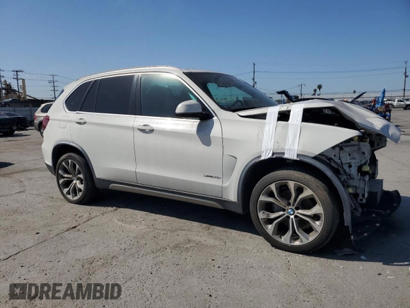 2017 BMW X5 sDrive35i with VIN 5UXKR2C30H0X07142, listed as a Copart auction lot 52051445 with 43,520 mi miles and Salvage Title. Bid and sale history available at carsss.com. Image 4.