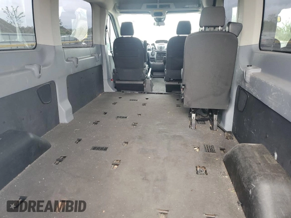 2018 Ford Transit Passenger XL z VIN 1FBAX2CM8JKA84136, wystawiony jako Copart lot #56223685 z przebiegiem 174 469 mil mil oraz Szkoda całkowita • Salvage title. Historia ofert i sprzedaży dostępna na DreamBid. Obrazek 10.