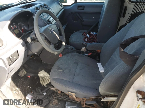 2012 Ford Transit Connect XL z VIN NM0LS6AN2CT114280, wystawiony jako Copart lot #45963965 z przebiegiem Nie podano mil oraz Szkoda całkowita • Salvage title. Historia ofert i sprzedaży dostępna na DreamBid. Obrazek 7.
