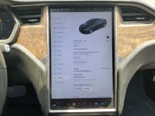 2020 Tesla Model S Long Range z VIN 5YJSA1E29LF415944, wystawiony jako Copart lot #65743095 z przebiegiem 44 216 mil mil oraz Czysty tytuł • Clean title. Historia ofert i sprzedaży dostępna na DreamBid. Obrazek 9.