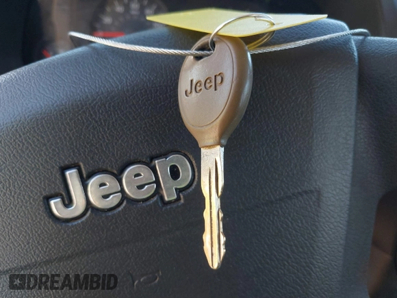 2009 Jeep Patriot Sport z VIN 1J4FT28A49D155628, wystawiony jako IAAI lot #41869474 z przebiegiem 103 082 mil mil oraz . Historia ofert i sprzedaży dostępna na DreamBid. Obrazek 11.