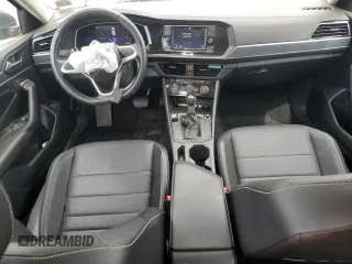2022 Volkswagen Jetta SE with VIN 3VW7M7BU2NM013040, listed as a Copart auction lot 56342075 with 31,171 mi miles and Salvage title. Bid and sale history available at DreamBid. Image 8.