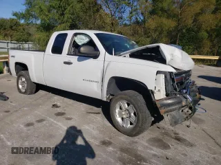2011 Chevrolet Silverado 1500 Work Truck with VIN 1GCRKPE3XBZ402815, listed as a Copart auction lot 73963044 with 227,688 mi miles and Salvage Title. Bid and sale history available at DreamBid. Image 4.