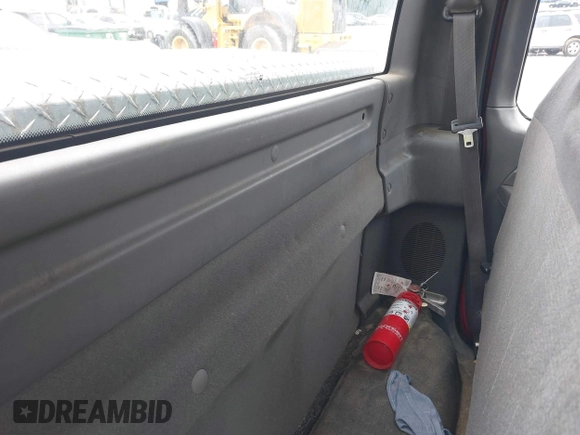 2004 Ford F-150 XL с VIN 2FTRF17W04CA88262, выставлен на аукционе IAAI как лот 42312475 с пробегом 84 272 миль миль и . История ставок и продаж доступна на DreamBid. Изображение 8.