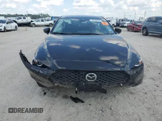 2022 Mazda 3 2.0 with VIN 3MZBPAA7XNM318683, listed as a Copart auction lot 70668574 with Not Provided miles and Salvage Title. Bid and sale history available at DreamBid. Image 5.