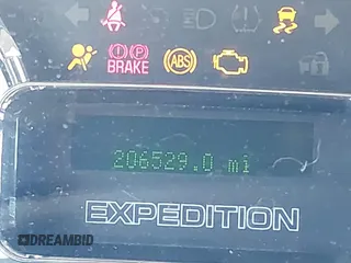 2011 Ford Expedition XLT с VIN 1FMJU1J5XBEF45746, выставлен на аукционе IAAI как лот 42000734 с пробегом 206 529 миль миль и . История ставок и продаж доступна на DreamBid. Изображение 15.