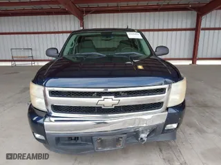 2008 Chevrolet Silverado 1500 LT w/1LT with VIN 3GCEK13M28G143589, listed as a IAAI auction lot 42040084 with 96,452 mi miles. Bid and sale history available at carsss.com. Image 12.