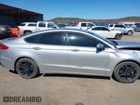2019 Ford Fusion SE with VIN 3FA6P0HD9KR172372, listed as a IAAI auction lot 41705985 with 145,893 mi miles. Bid and sale history available at carsss.com. Image 14.