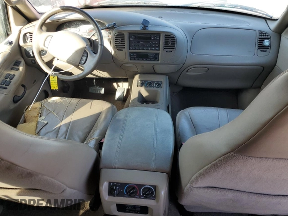 2001 Ford Expedition Eddie Bauer with VIN 1FMRU17L71LA40850, listed as a Copart auction lot 72085354 with 103,469 mi miles and Clean title. Bid and sale history available at DreamBid. Image 8.