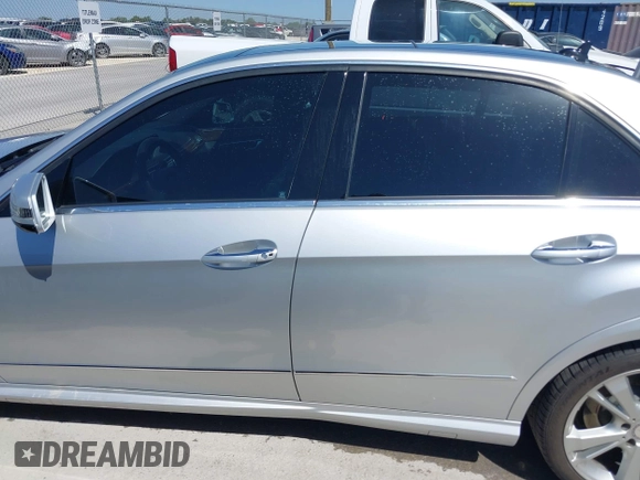 2013 Mercedes-Benz E 350 Luxury with VIN WDDHF5KB7DA694107, listed as a IAAI auction lot 41967966 with 67,348 mi miles and . Bid and sale history available at DreamBid. Image 15.