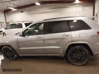 2018 Jeep Grand Cherokee Laredo E with VIN 1C4RJFAG4JC285384, listed as a IAAI auction lot 41629723 with 66,603 mi miles. Bid and sale history available at carsss.com. Image 13.