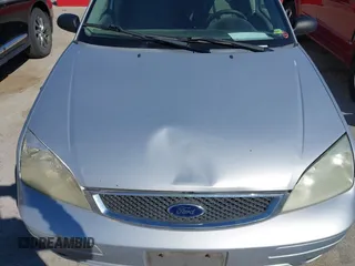 2006 Ford Focus S with VIN 1FAHP34N56W197930, listed as a IAAI auction lot 41842290 with 269,935 mi miles and . Bid and sale history available at carsss.com. Image 10.