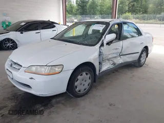 1998 Honda Accord LX with VIN 1HGCG5640WA004358, listed as a IAAI auction lot 42643808 with Not provided miles and . Bid and sale history available at DreamBid. Image 17.