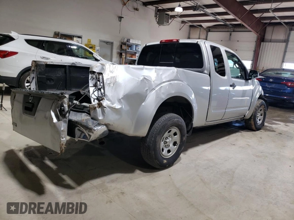 2014 Nissan Frontier S with VIN 1N6BD0CT1EN767818, listed as a Copart auction lot 45705355 with 67,277 mi miles and Salvage title. Bid and sale history available at DreamBid. Image 3.