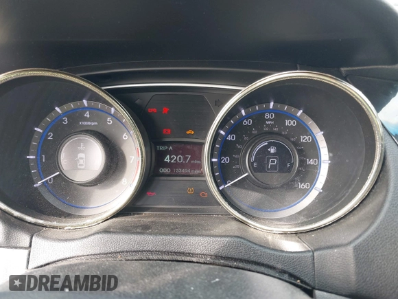 2012 Hyundai Sonata SE with VIN 5NPEC4AB9CH444313, listed as a IAAI auction lot 42068568 with 133,494 mi miles and . Bid and sale history available at carsss.com. Image 7.