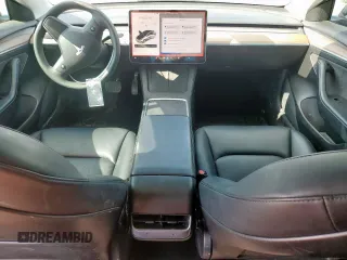 2021 Tesla Model 3 Standard Range Plus z VIN 5YJ3E1EA6MF082796, wystawiony jako Copart lot #53110955 z przebiegiem 92 009 mil mil oraz Szkoda całkowita • Salvage title. Historia ofert i sprzedaży dostępna na DreamBid. Obrazek 8.