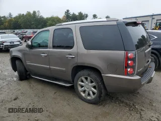 2012 GMC Yukon Denali with VIN 1GKS2EEF1CR157263, listed as a Copart auction lot 76175944 with 185,709 mi miles and Clean Title. Bid and sale history available at carsss.com. Image 2.