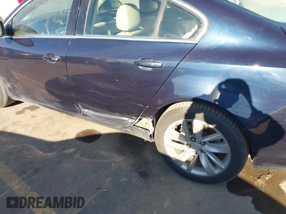 2016 Buick Regal Premium II with VIN 2G4GS5GX8G9199819, listed as a IAAI auction lot 41383318 with 64,330 mi miles and . Bid and sale history available at DreamBid. Image 6.