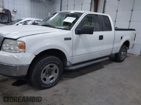 2007 Ford F-150 XLT with VIN 1FTPX14V67FA70678, listed as a IAAI auction lot 41820241 with 222,056 mi miles. Bid and sale history available at carsss.com. Image 2.