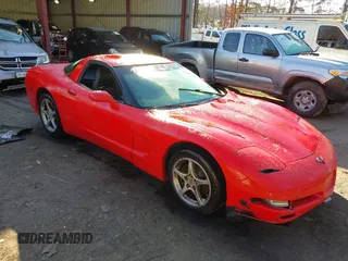 2000 Chevrolet Corvette with VIN 1G1YY22G2Y5118656, listed as a IAAI auction lot 41325356 with 179,963 mi miles. Bid and sale history available at carsss.com. Image 1.