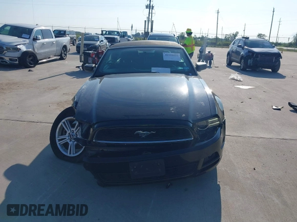 2014 Ford Mustang V6 with VIN 1ZVBP8EM3E5314313, listed as a IAAI auction lot 40358026 with 75,237 mi miles. Bid and sale history available at carsss.com. Image 12.
