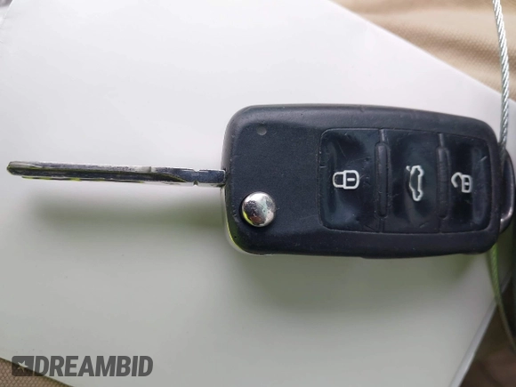 2013 Volkswagen Jetta S с VIN 3VW2K7AJ9DM242868, выставлен на аукционе IAAI как лот 41473000 с пробегом 133 697 миль миль и . История ставок и продаж доступна на DreamBid. Изображение 11.
