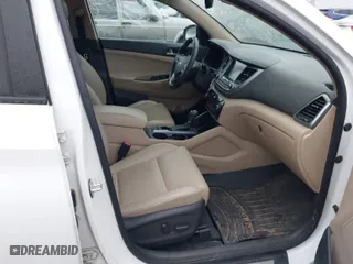2018 Hyundai Tucson Value with VIN KM8J3CA2XJU646262, listed as a IAAI auction lot 41955929 with 1 mi miles. Bid and sale history available at carsss.com. Image 5.