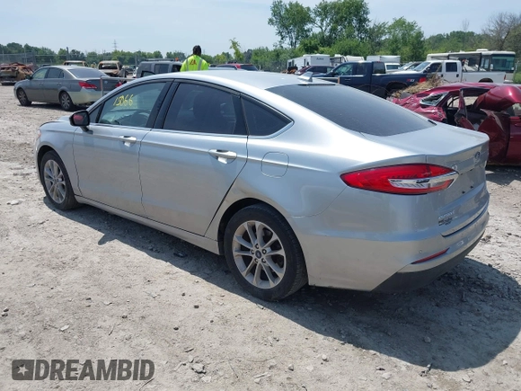 2020 Ford Fusion SE z VIN 3FA6P0HD6LR144501, wystawiony jako IAAI lot #42715066 z przebiegiem 204 983 mil mil oraz . Historia ofert i sprzedaży dostępna na DreamBid. Obrazek 3.